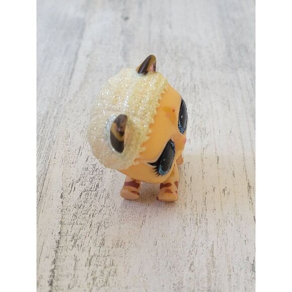 MGA 2018 Calico kitty cat pet doll accessory toy figure - Picture 2 of 4